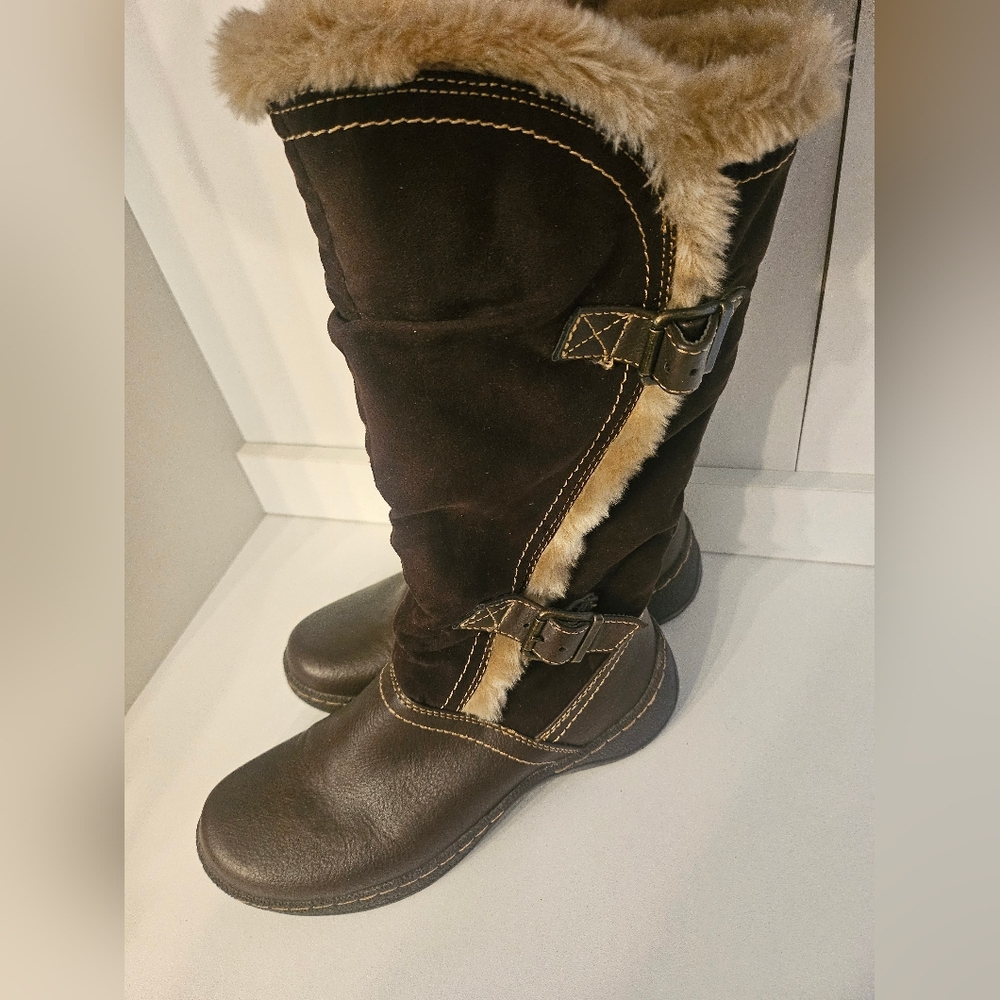 New Yuu faux furr lined soft knee high flat boots womens size 6M